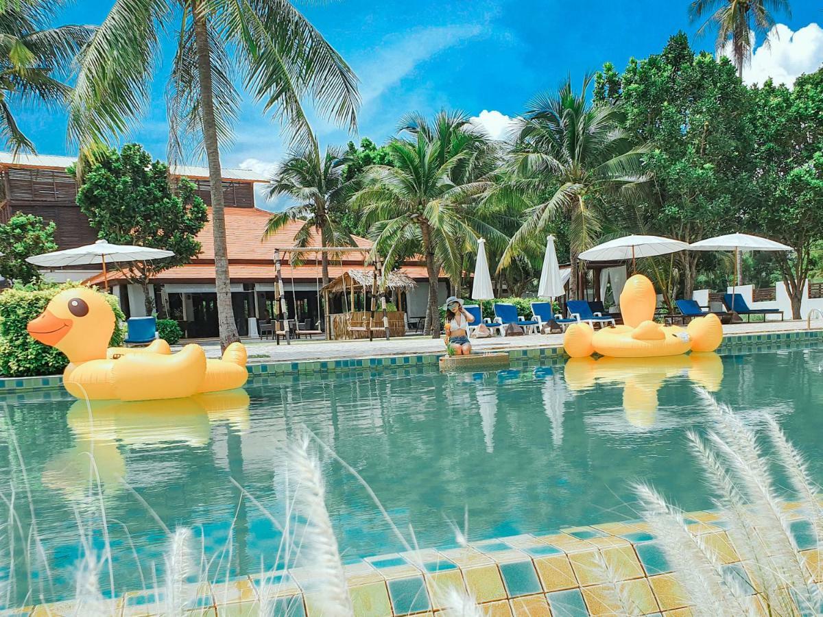 D Varee Mai Khao Beach Kültér fotó